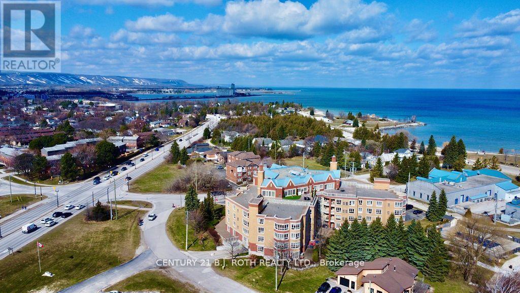 304 - 16 Raglan Street, Collingwood, Ontario  L9Y 4Y2 - Photo 3 - S12585074