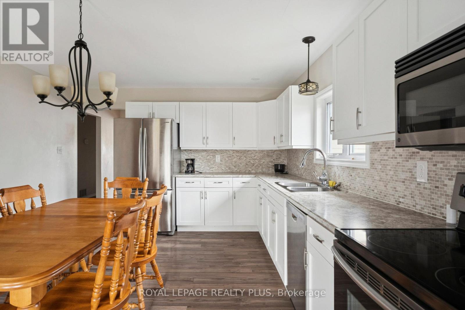 7719 Poplar Side Road, Clearview, Ontario  L9Y 3Y9 - Photo 9 - S12585158