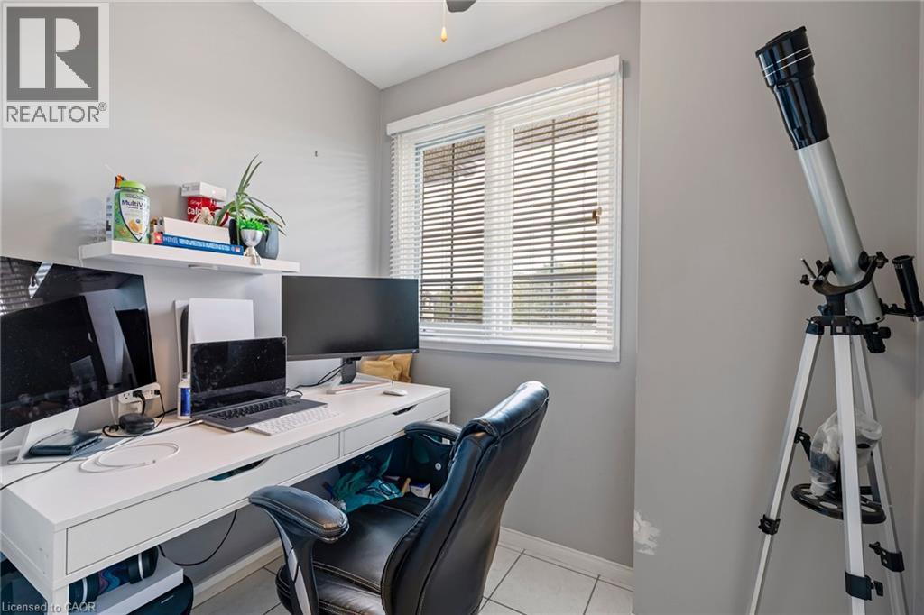 3 Nature Court, Hamilton, Ontario L9C 7T5 - Photo 28 - 40791175