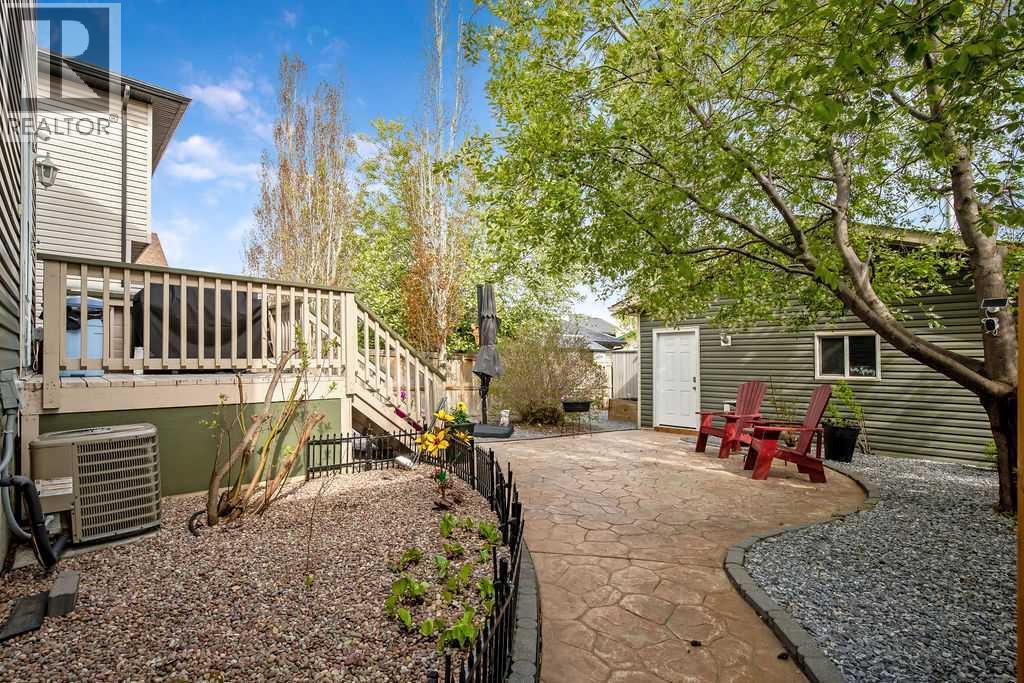 17 Luxstone Crescent Sw, Airdrie, Alberta  T4B 2W6 - Photo 16 - A2262599