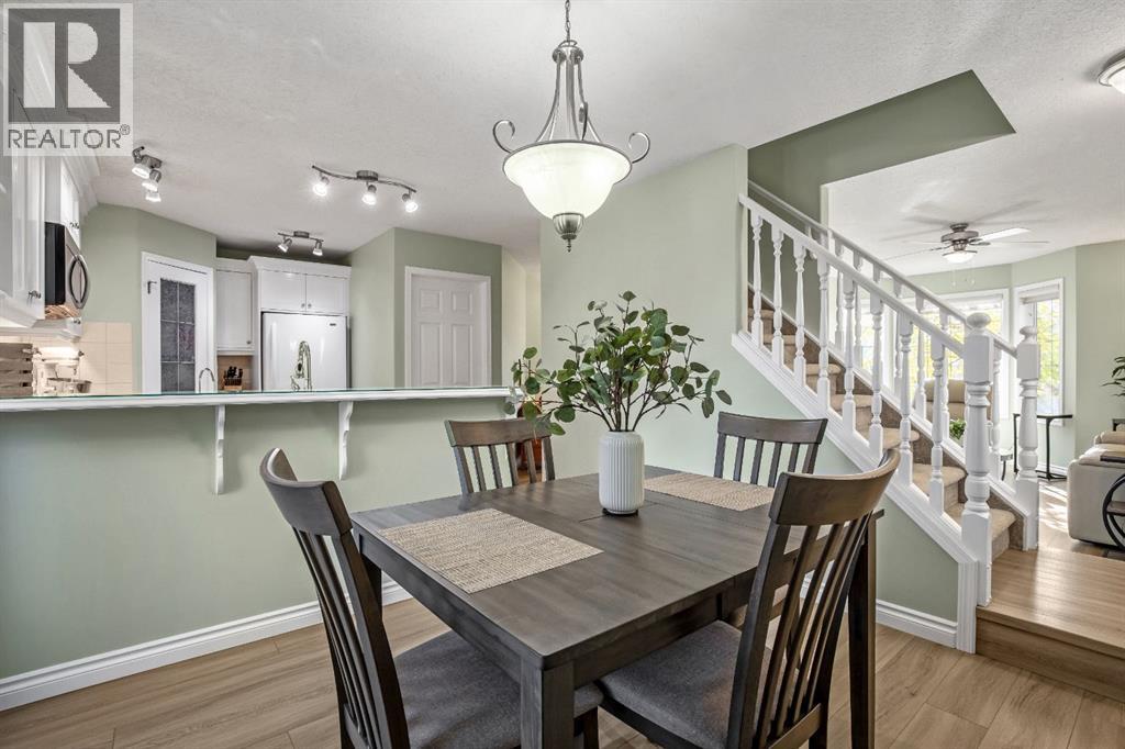 17 Luxstone Crescent Sw, Airdrie, Alberta  T4B 2W6 - Photo 14 - A2262599