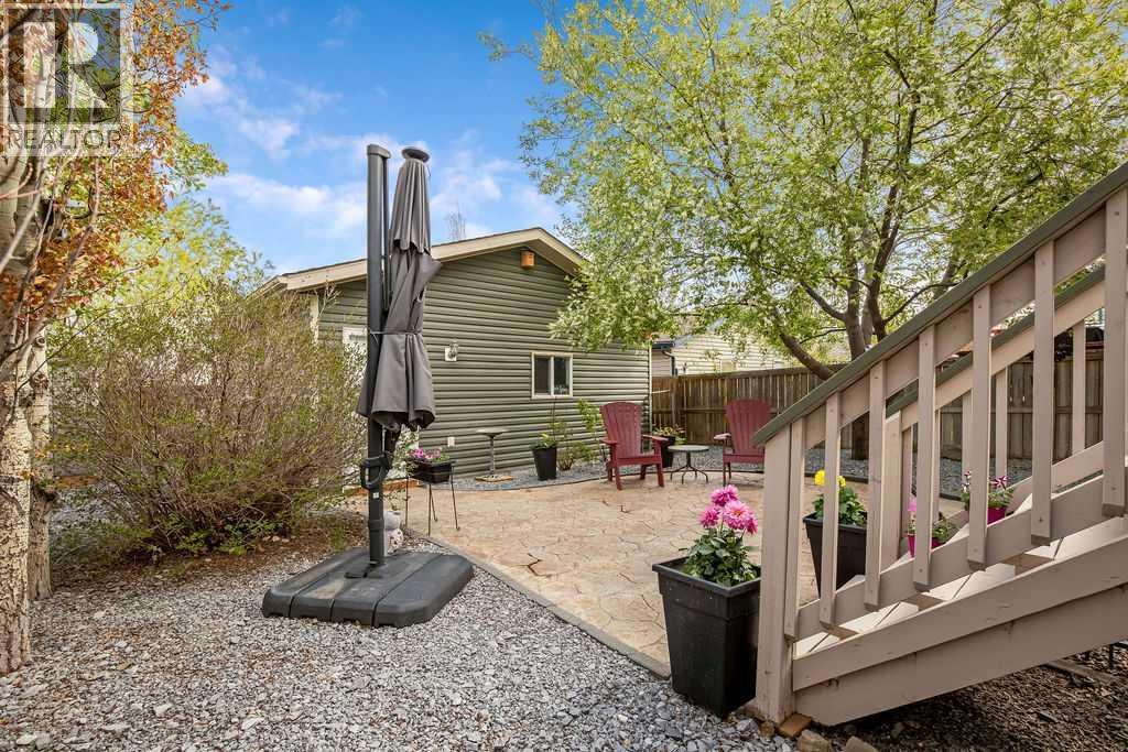 17 Luxstone Crescent Sw, Airdrie, Alberta  T4B 2W6 - Photo 18 - A2262599