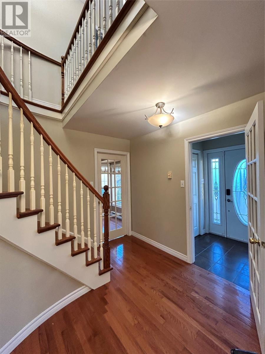 4 Cape Broyle Place, St. John's, Newfoundland & Labrador  A1E 5X4 - Photo 3 - 1292992