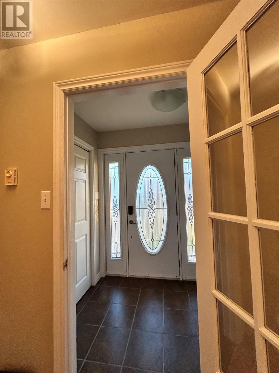 4 Cape Broyle Place, St. John's, Newfoundland & Labrador  A1E 5X4 - Photo 4 - 1292992