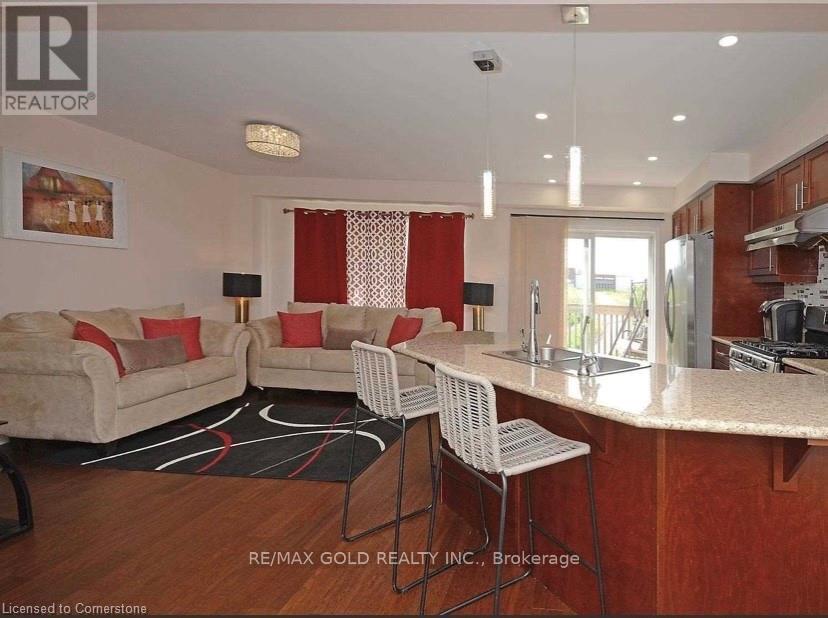 Upper - 78 Glenvista Drive, Kitchener, Ontario  N2R 0E3 - Photo 6 - X12369221