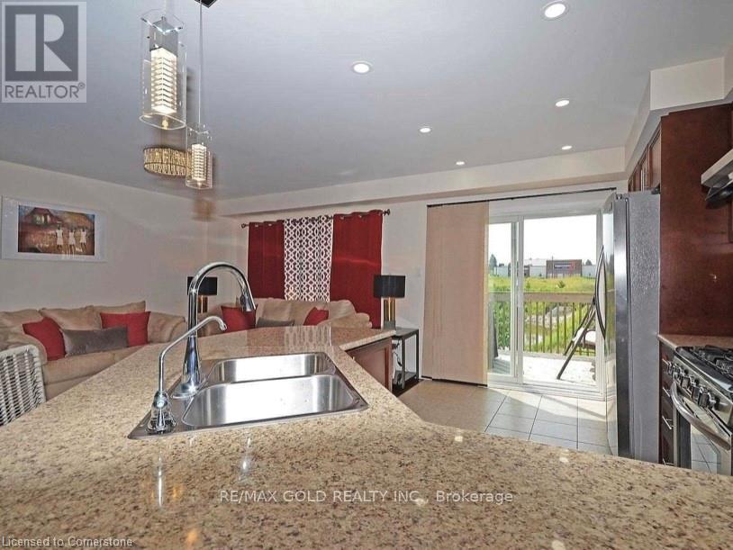 Upper - 78 Glenvista Drive, Kitchener, Ontario  N2R 0E3 - Photo 13 - X12369221