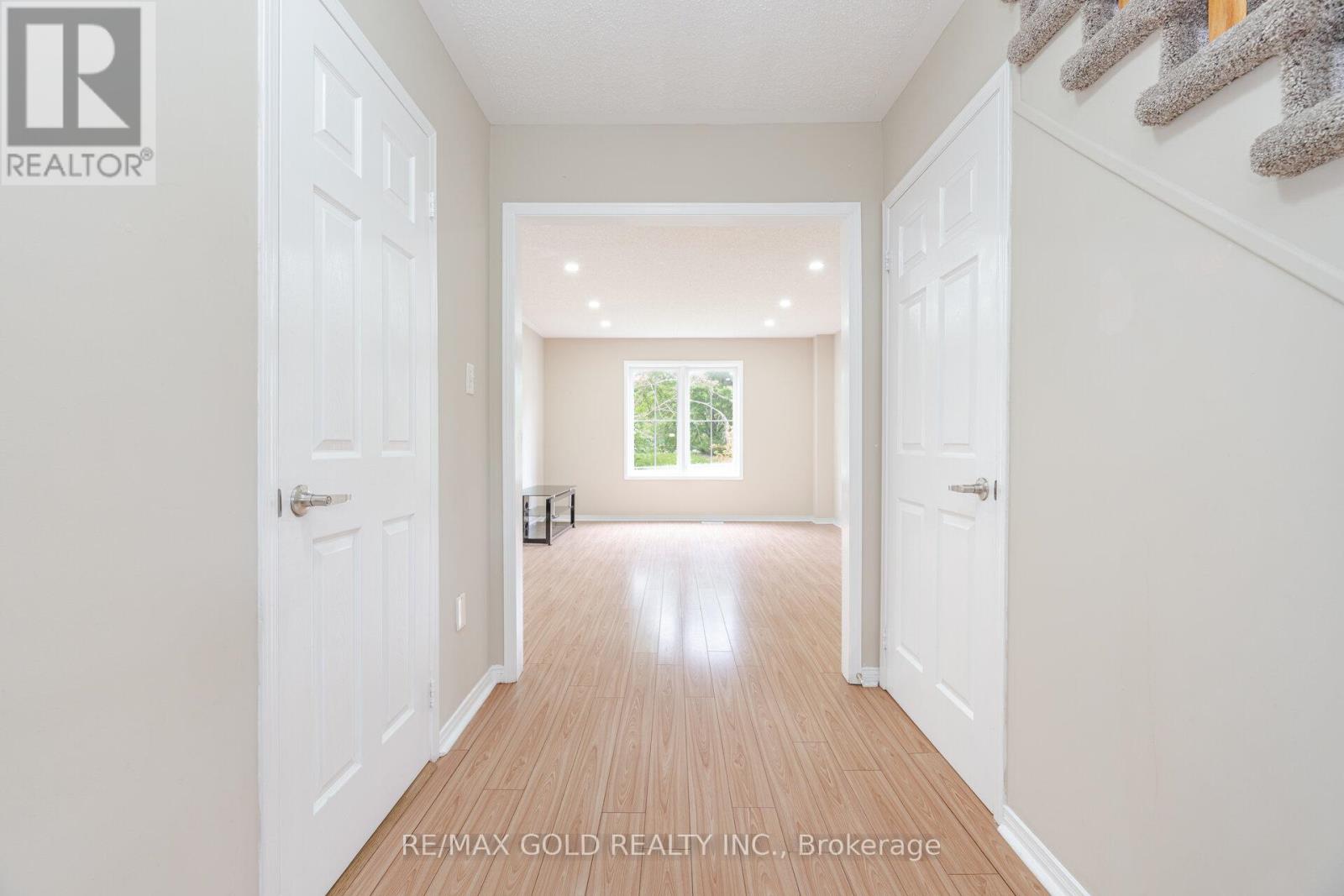 135 Norland Circle, Oshawa, Ontario L1L 0A7 - Photo 10 - E12291989