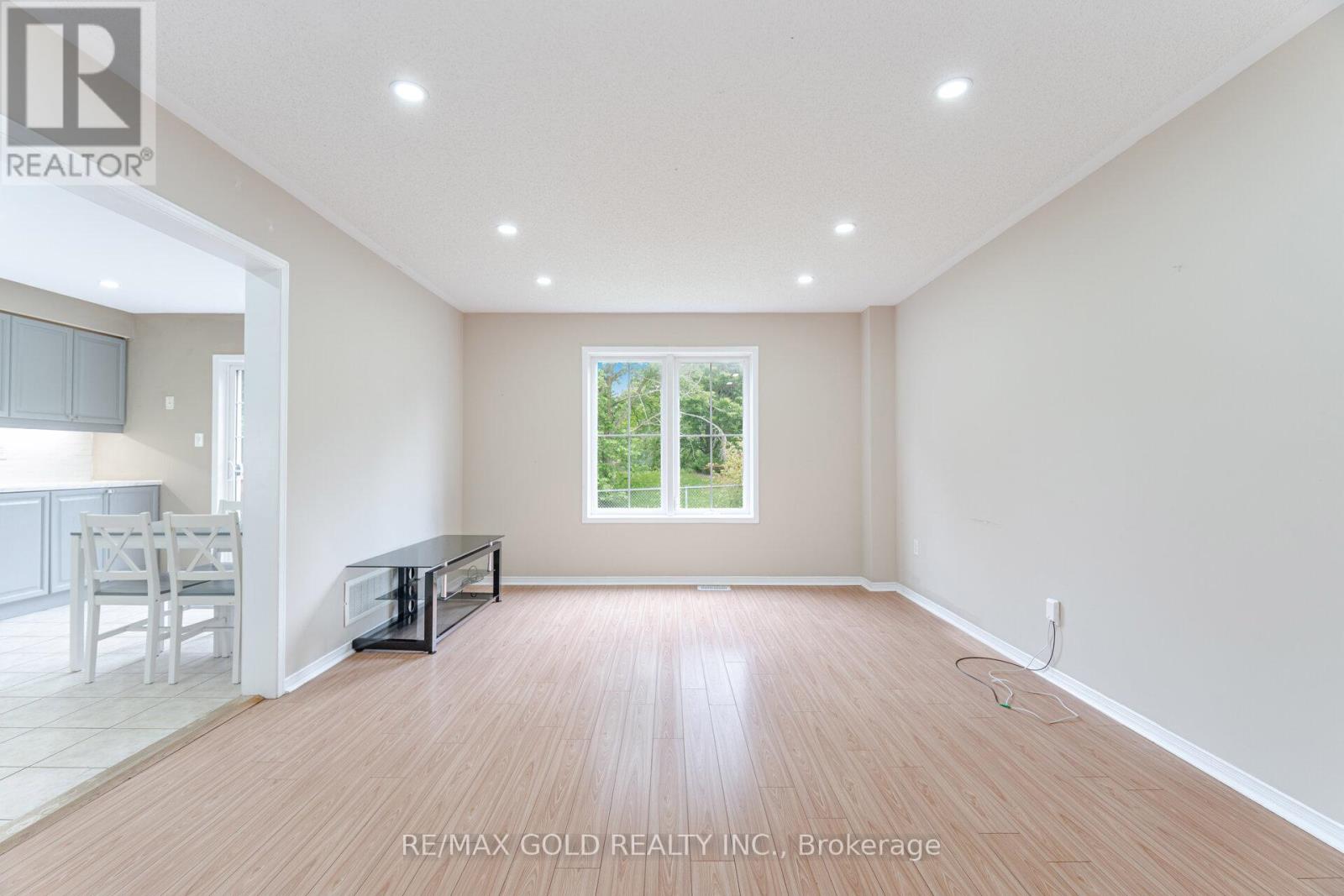 135 Norland Circle, Oshawa, Ontario L1L 0A7 - Photo 16 - E12291989