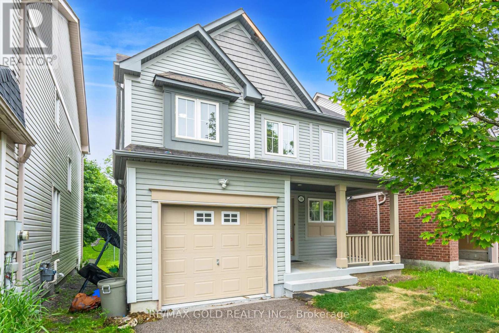 135 NORLAND CIRCLE, Oshawa, Ontario