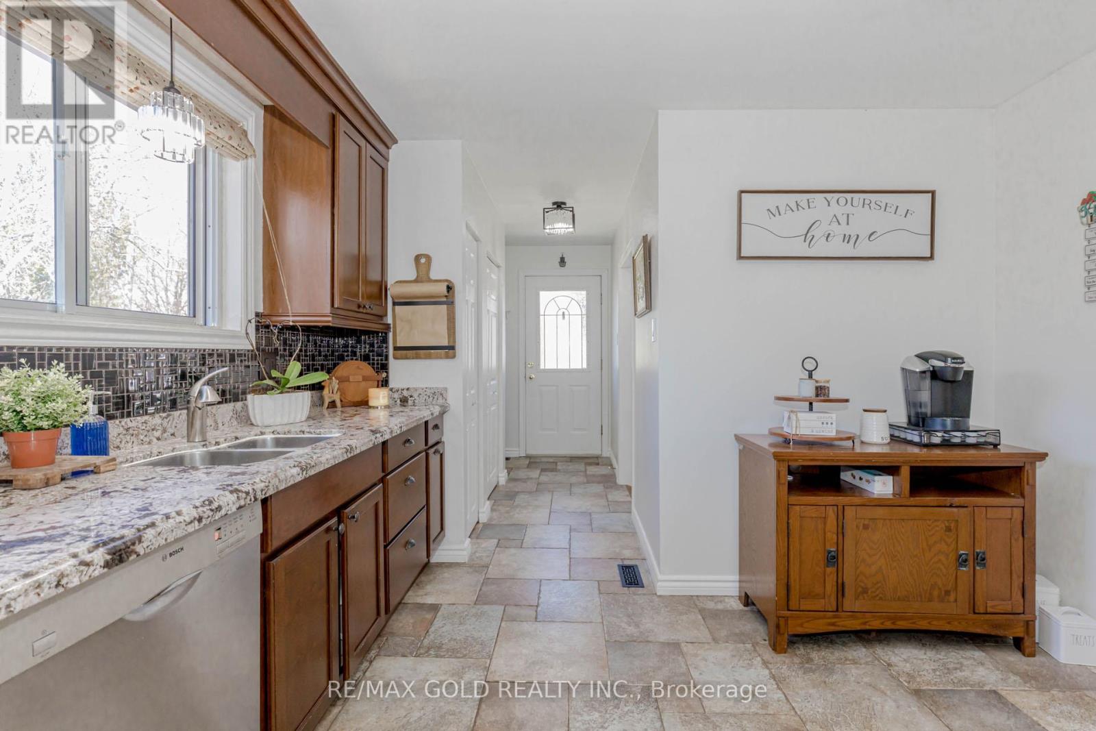 37 Brookdale Crescent, Brampton, Ontario  L6T 1M8 - Photo 22 - W12112050