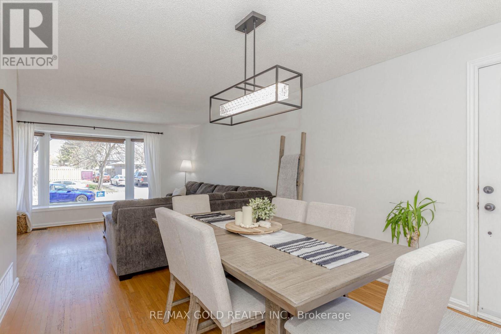 37 Brookdale Crescent, Brampton, Ontario  L6T 1M8 - Photo 15 - W12112050