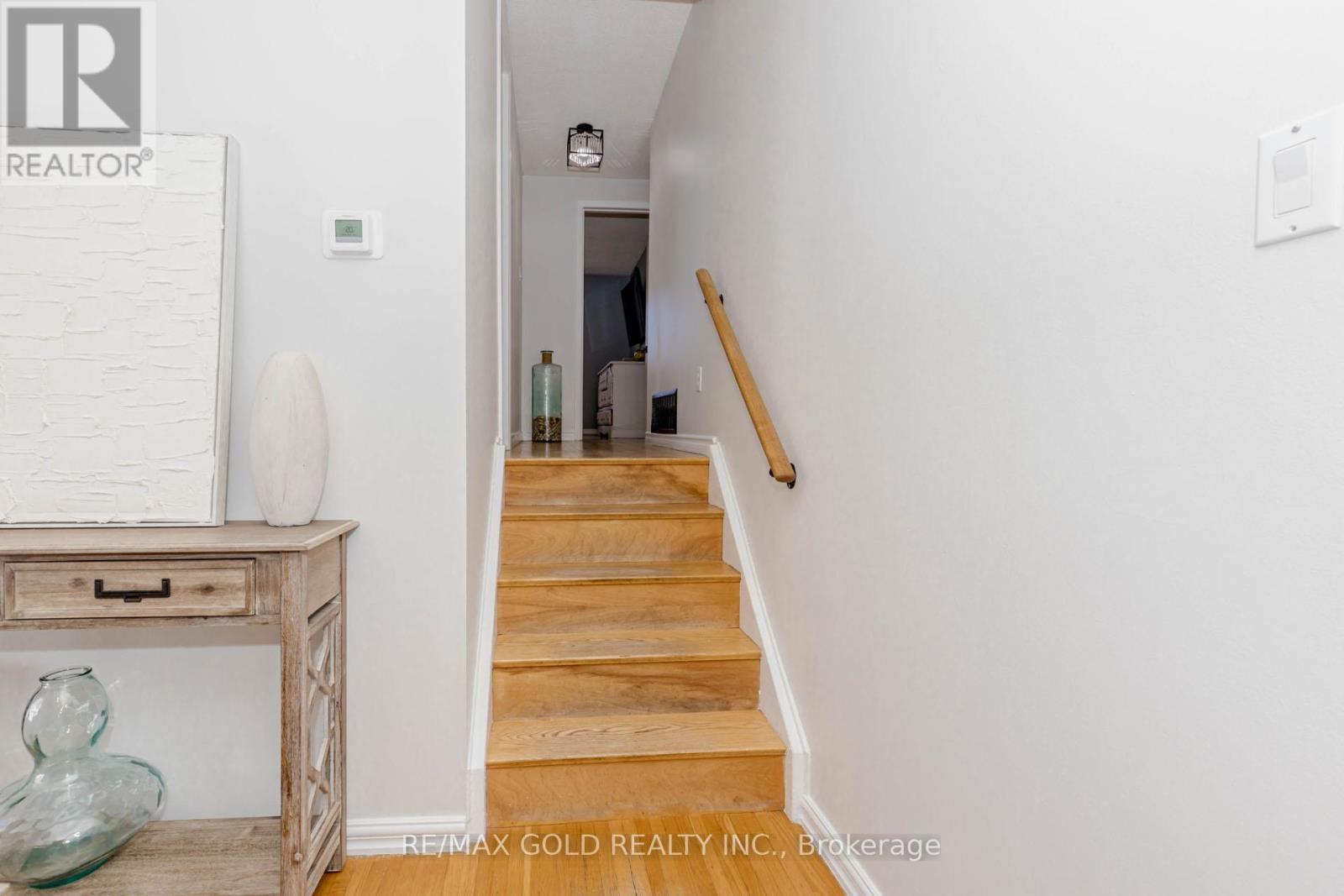 37 Brookdale Crescent, Brampton, Ontario  L6T 1M8 - Photo 25 - W12112050