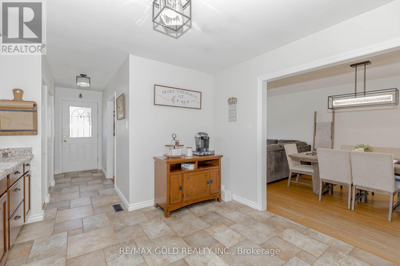 37 Brookdale Crescent, Brampton, Ontario  L6T 1M8 - Photo 24 - W12112050