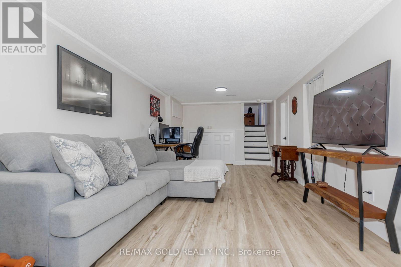 37 Brookdale Crescent, Brampton, Ontario  L6T 1M8 - Photo 38 - W12112050