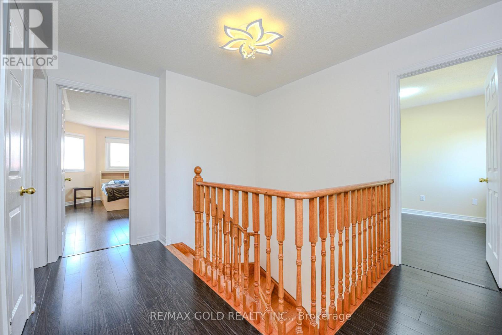 6828 Gracefield Drive, Mississauga, Ontario L5N 6T6 - Photo 20 - W12196948