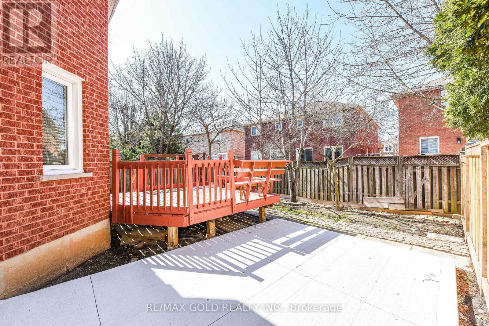 6828 Gracefield Drive, Mississauga, Ontario L5N 6T6 - Photo 34 - W12196948