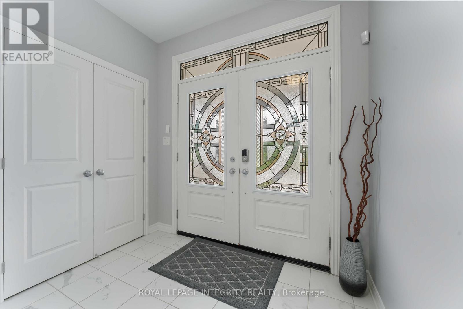 563 Egret Way, Ottawa, Ontario  K2J 0E3 - Photo 3 - X12585326