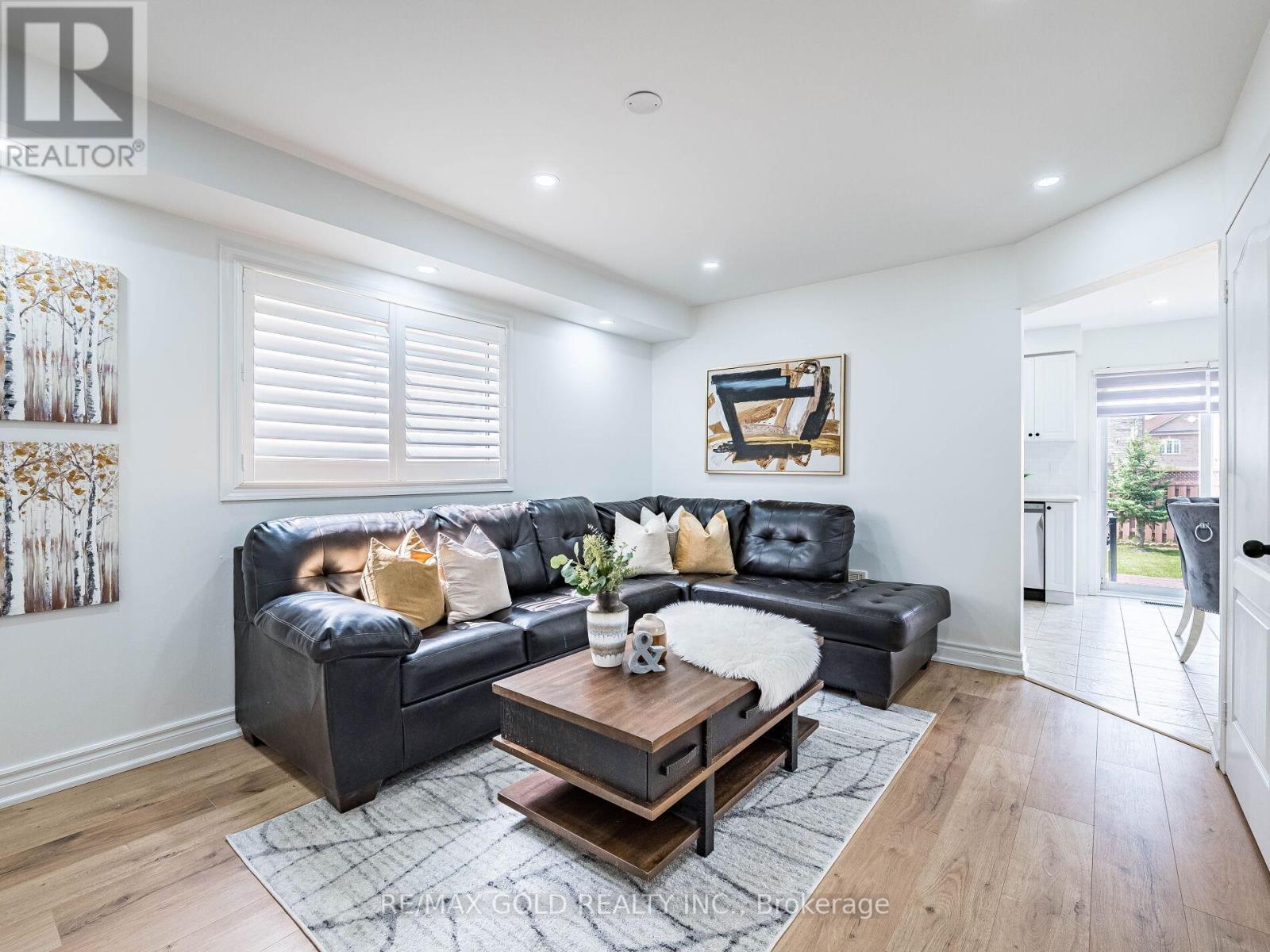 151 Albright Road, Brampton, Ontario L6X 0J1 - Photo 6 - W12201276