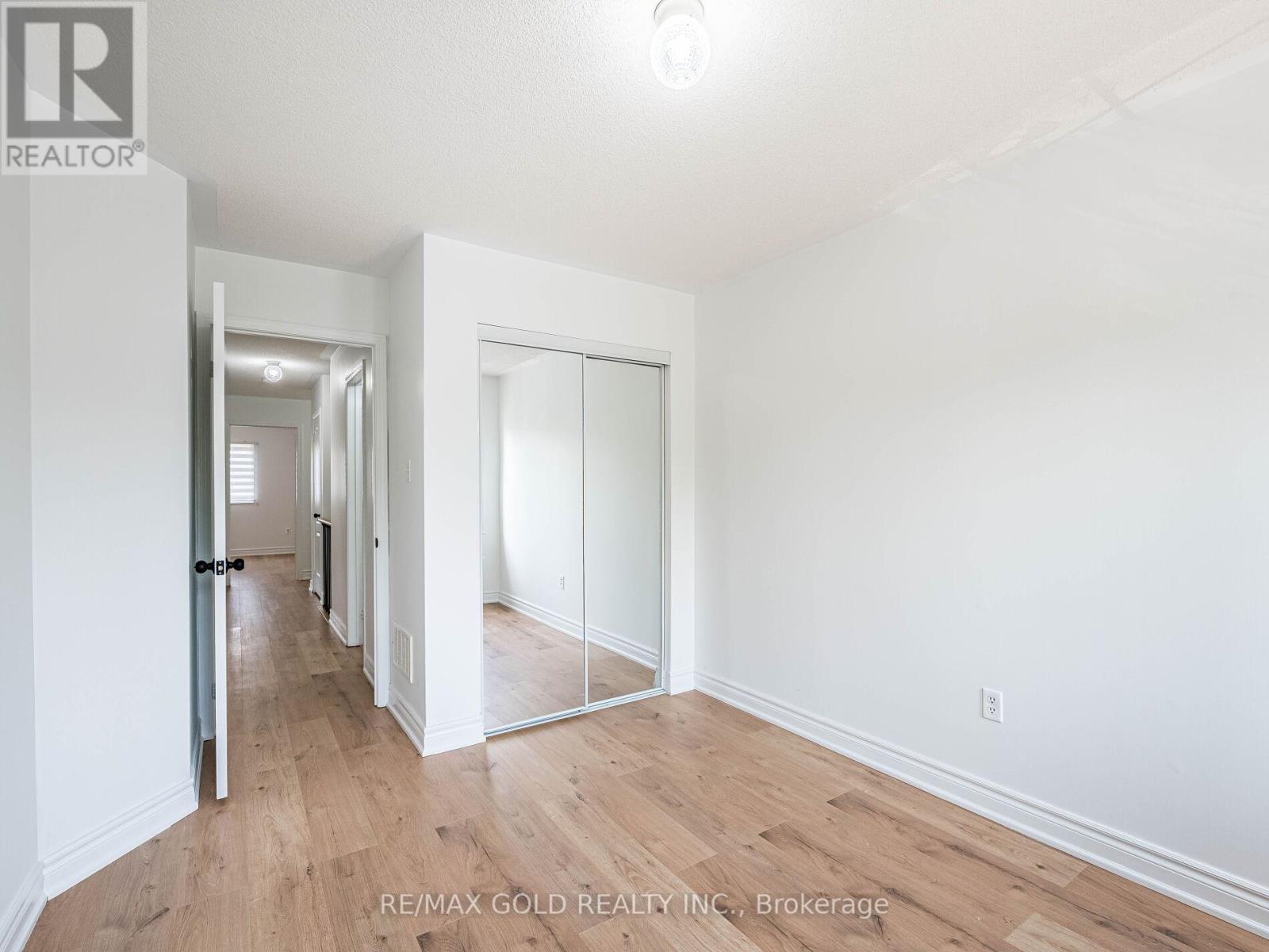 151 Albright Road, Brampton, Ontario L6X 0J1 - Photo 25 - W12201276