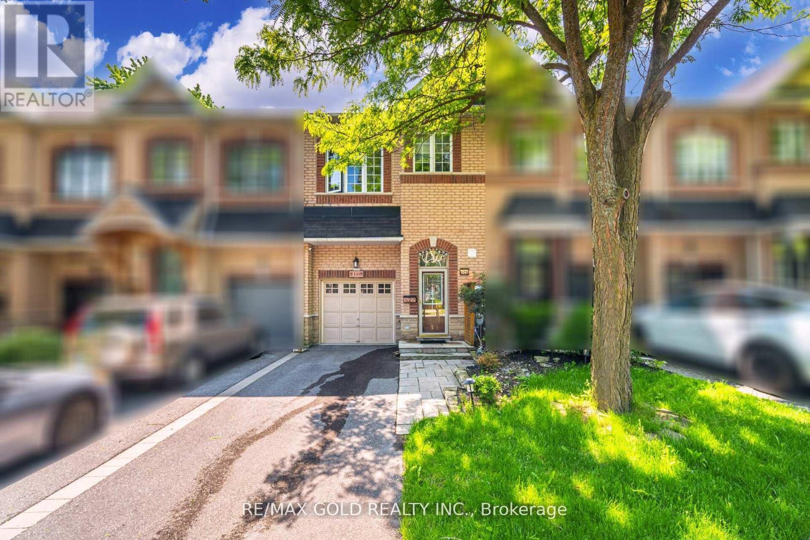 10 - 61 NELSON STREET W, Brampton, Ontario