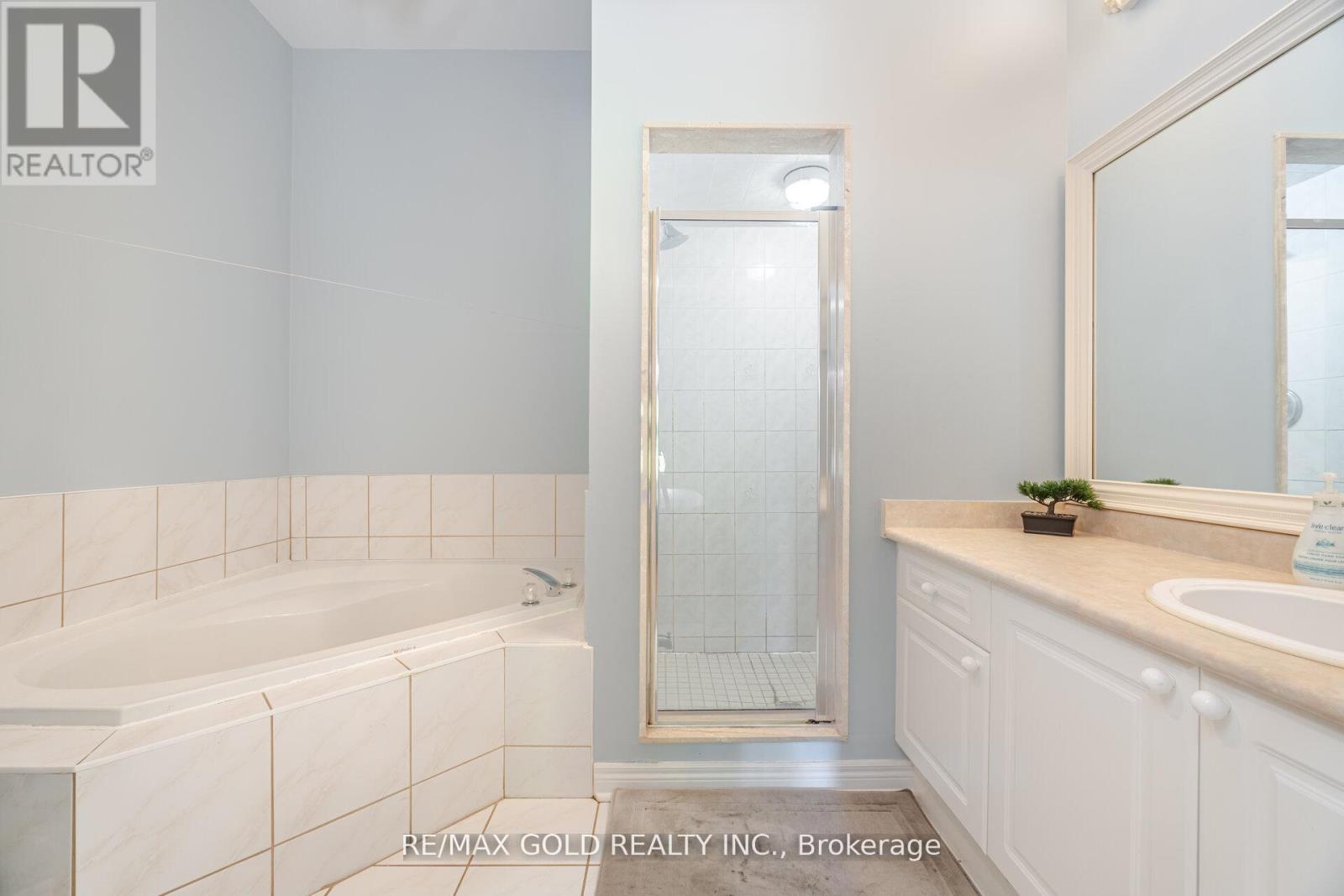 10 - 61 Nelson Street W, Brampton, Ontario  L6X 1C4 - Photo 35 - W12261076