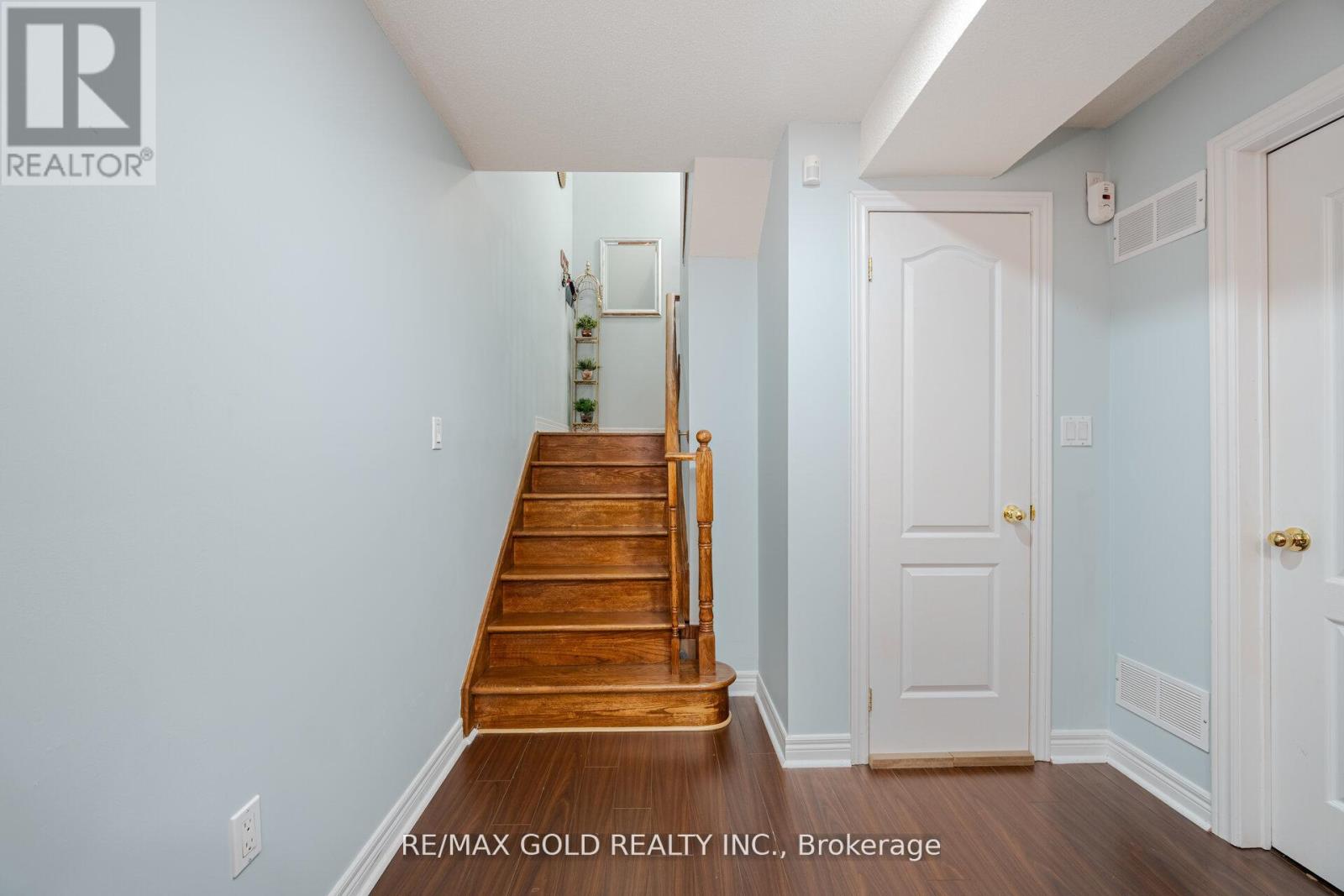 10 - 61 Nelson Street W, Brampton, Ontario  L6X 1C4 - Photo 24 - W12261076