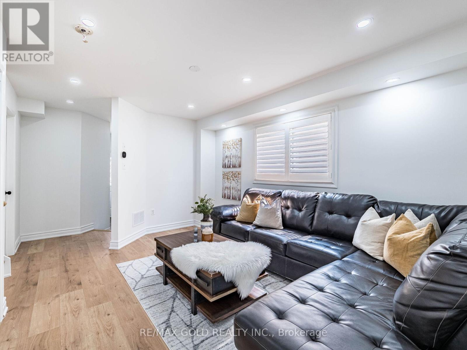 151 Albright Road, Brampton, Ontario L6X 0J1 - Photo 8 - W12201276