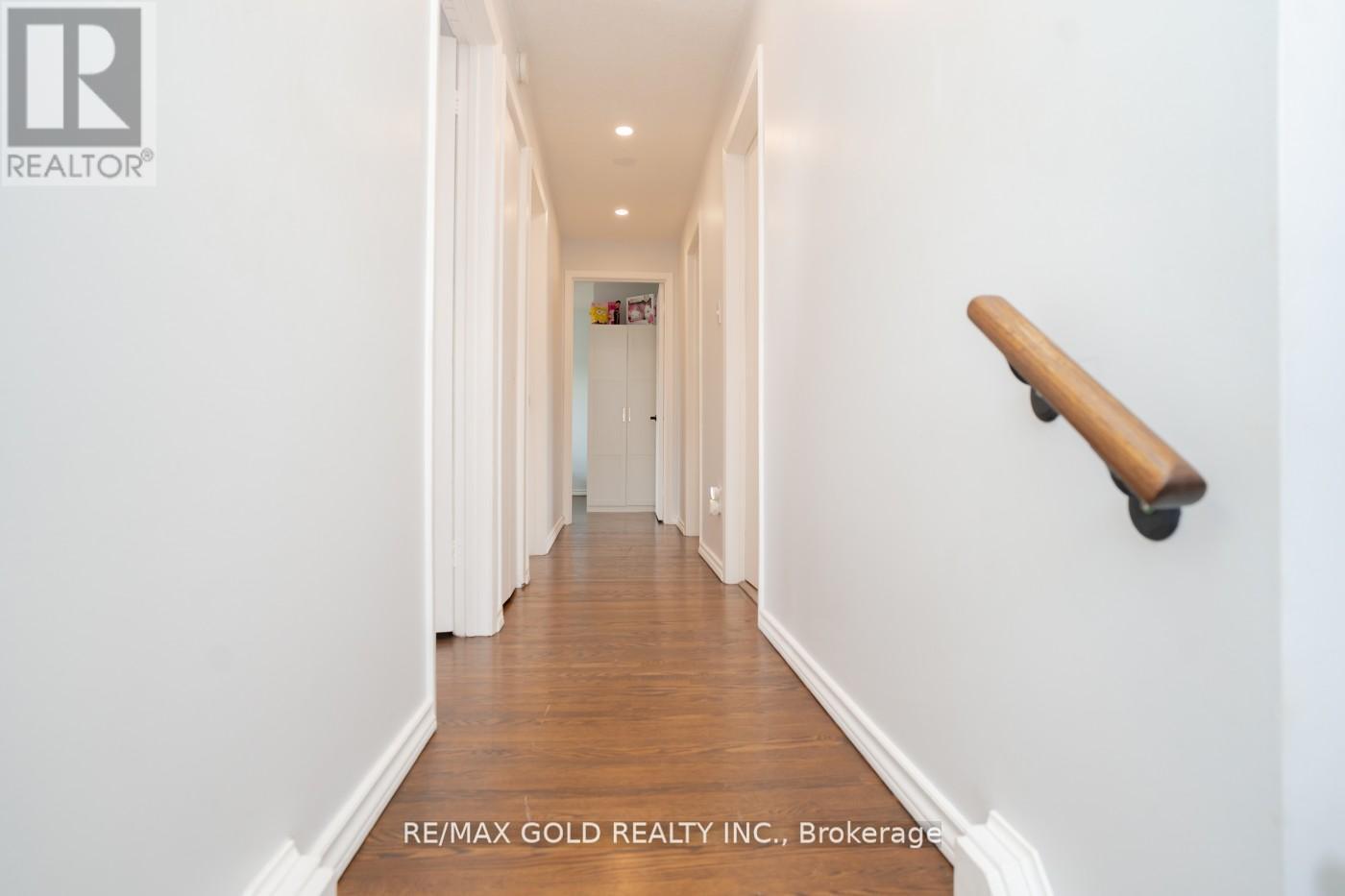 3 Crawley Drive, Brampton, Ontario  L6T 2R6 - Photo 21 - W12262633