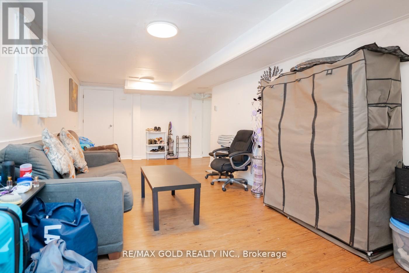 3 Crawley Drive, Brampton, Ontario  L6T 2R6 - Photo 34 - W12262633