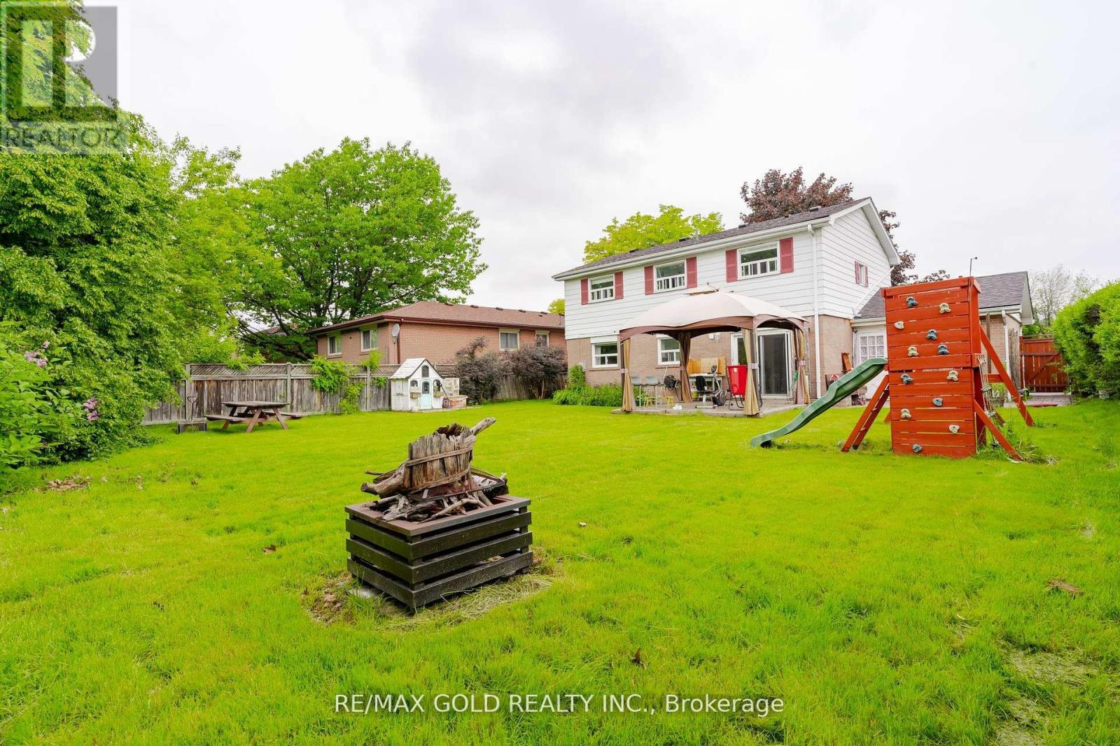 3 Crawley Drive, Brampton, Ontario  L6T 2R6 - Photo 41 - W12262633