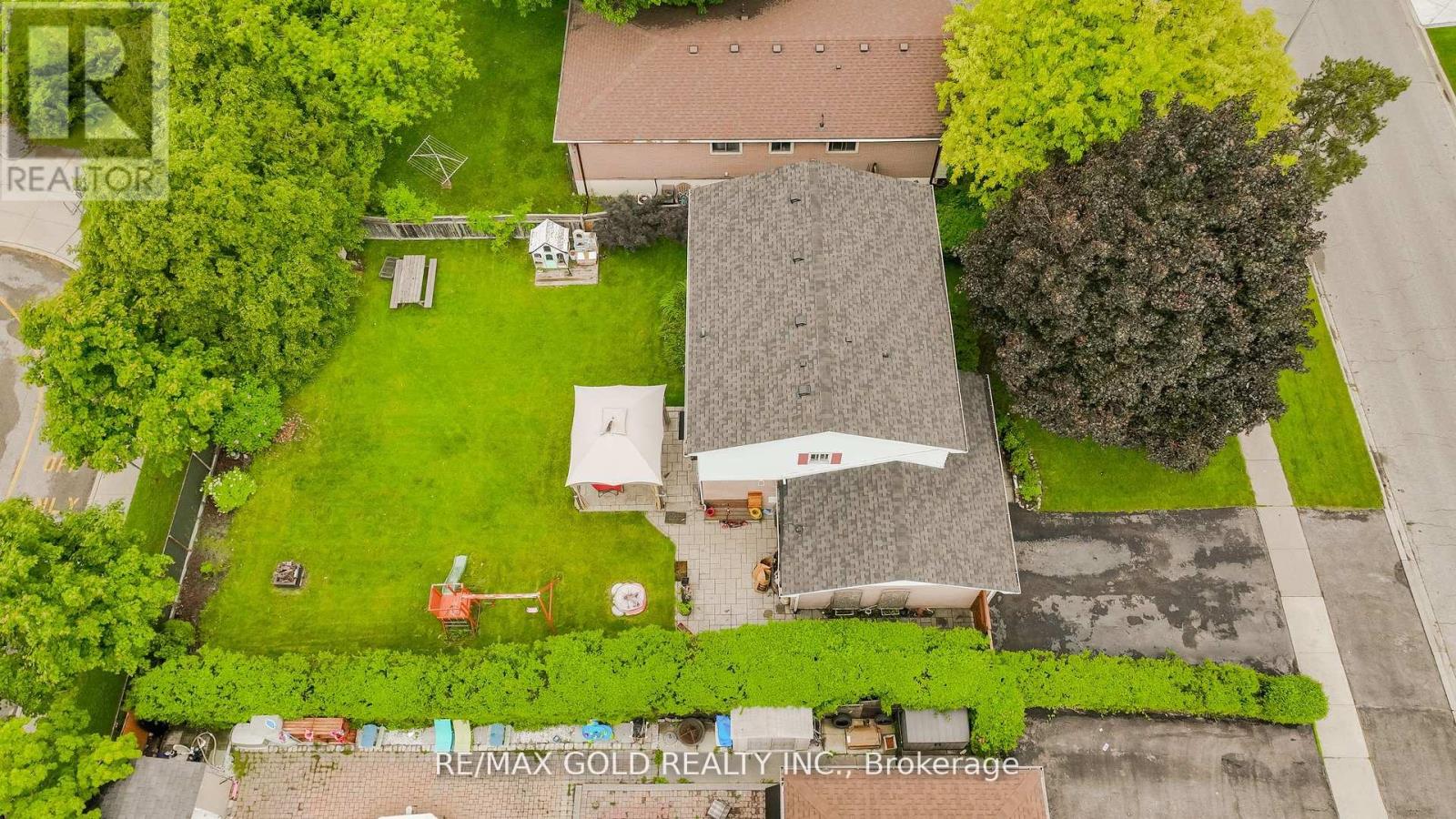 3 Crawley Drive, Brampton, Ontario  L6T 2R6 - Photo 44 - W12262633