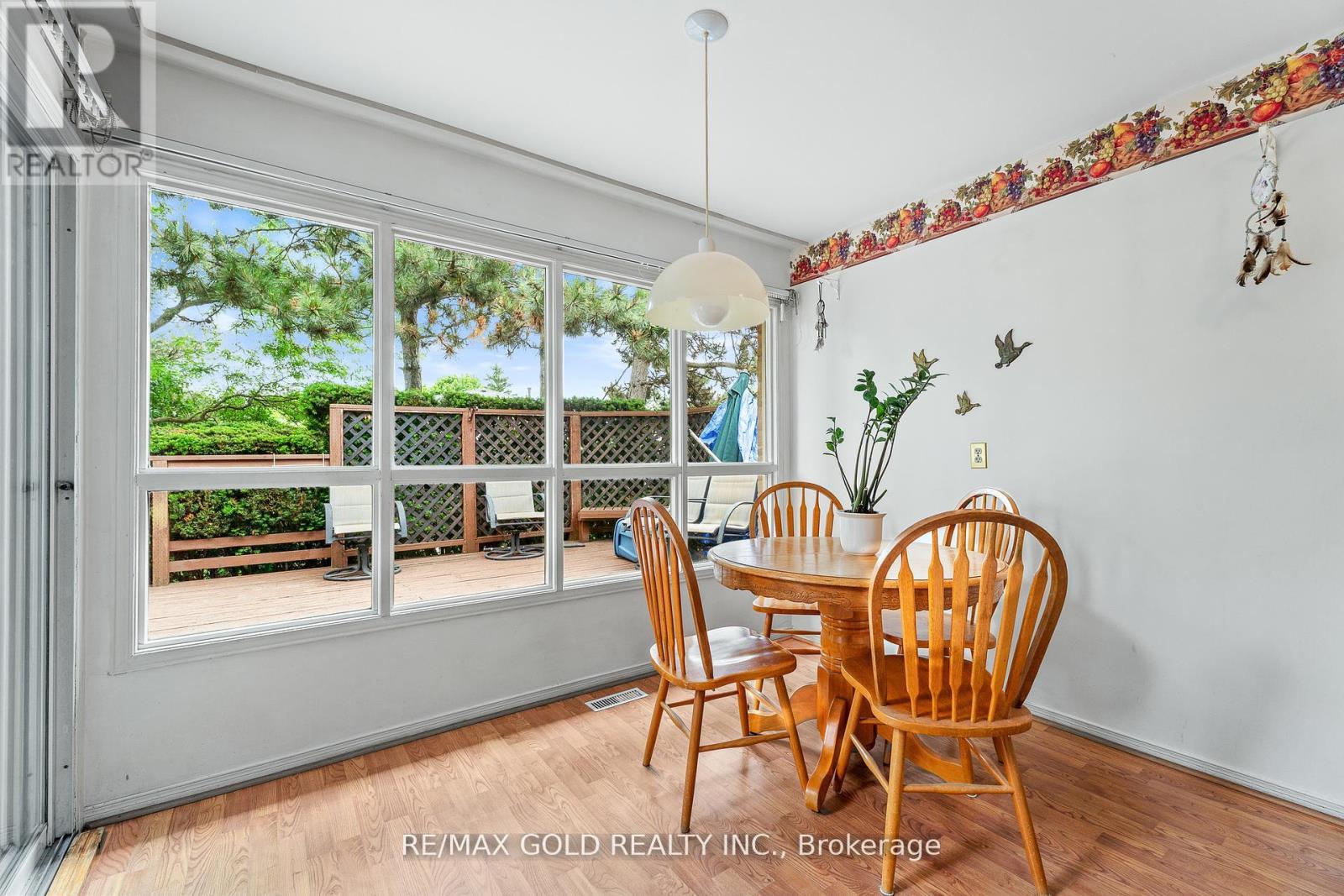 34 Granby Court, Brampton, Ontario L6S 5K1 - Photo 21 - W12286304