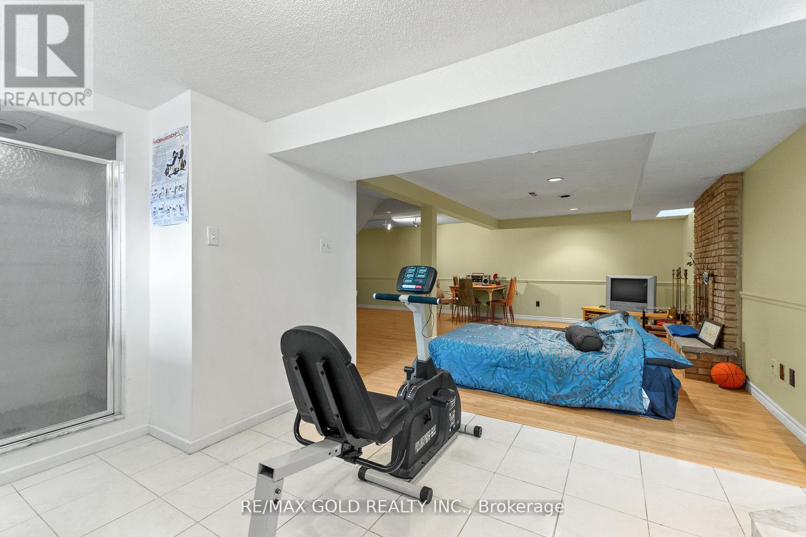 34 Granby Court, Brampton, Ontario L6S 5K1 - Photo 45 - W12286304