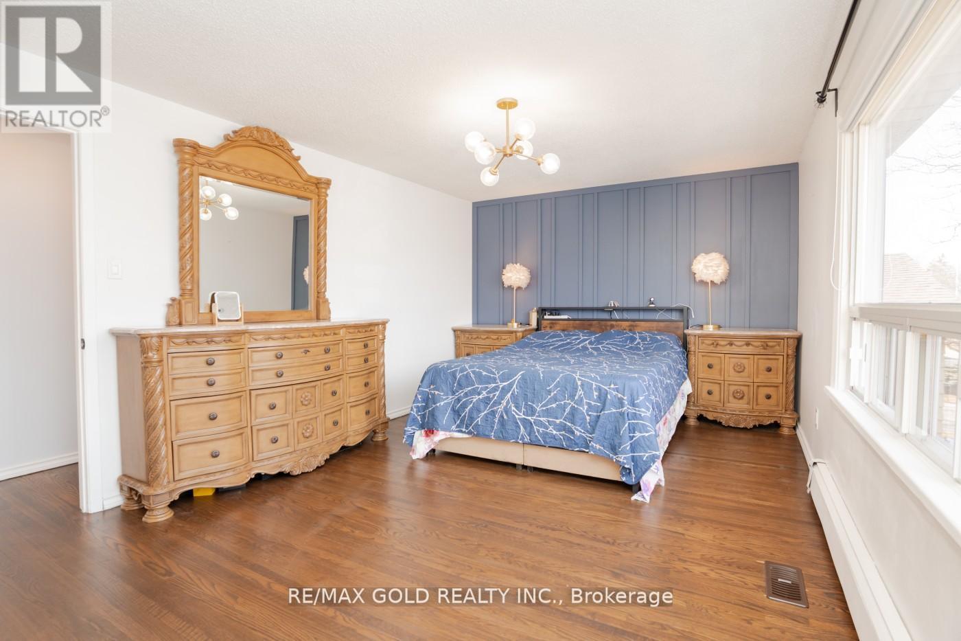 3 Crawley Drive, Brampton, Ontario  L6T 2R6 - Photo 24 - W12262633