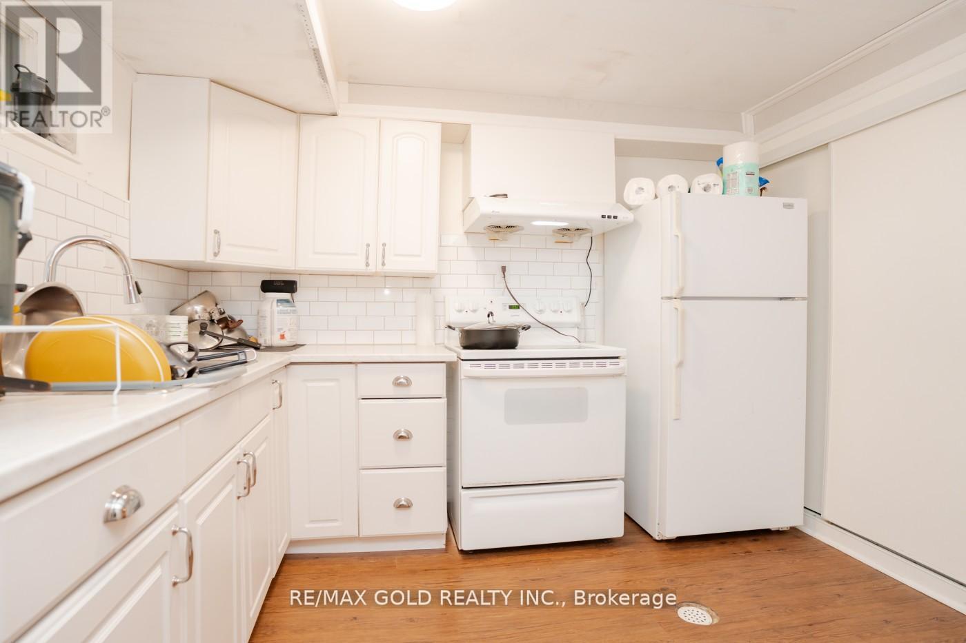 3 Crawley Drive, Brampton, Ontario  L6T 2R6 - Photo 35 - W12262633