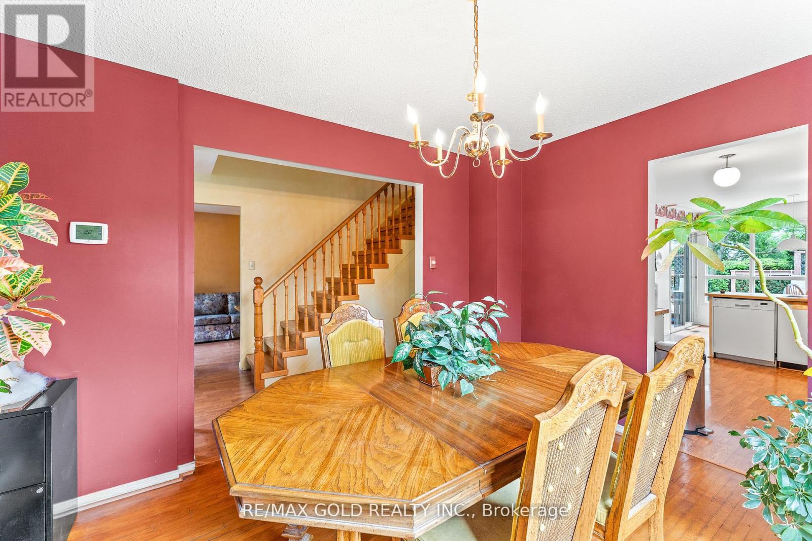 34 Granby Court, Brampton, Ontario L6S 5K1 - Photo 17 - W12286304