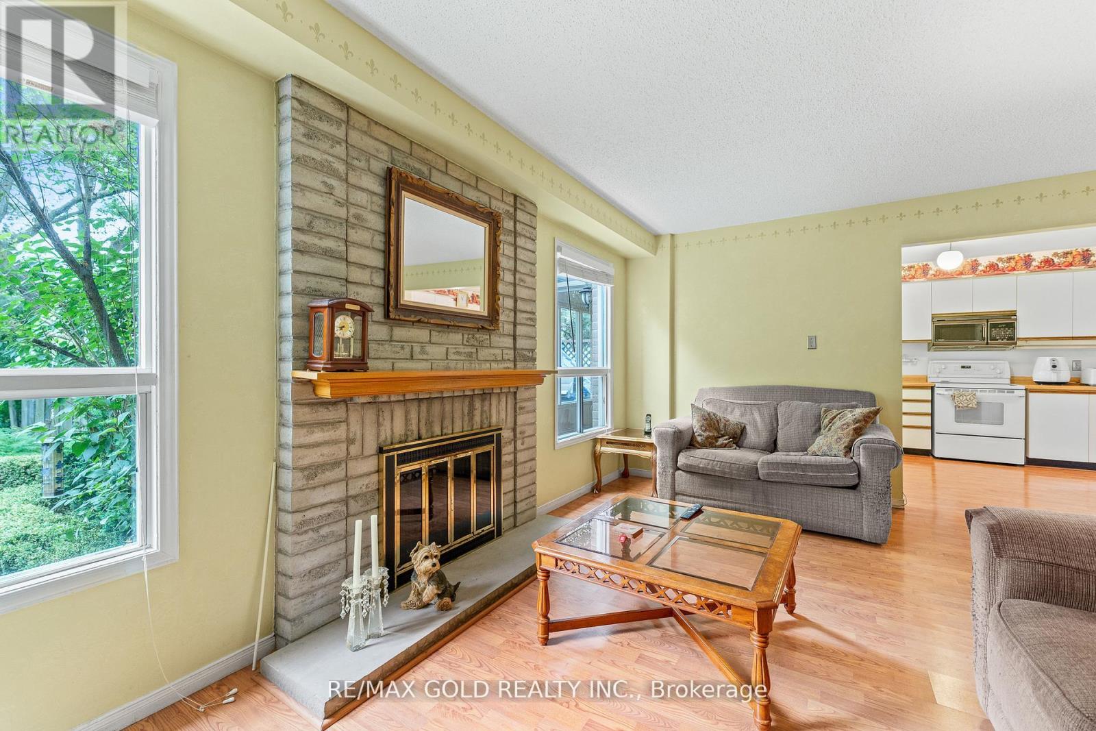 34 Granby Court, Brampton, Ontario L6S 5K1 - Photo 24 - W12286304