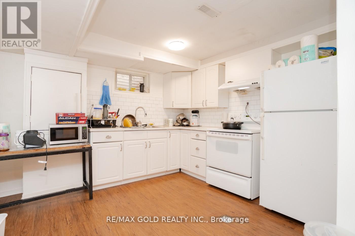 3 Crawley Drive, Brampton, Ontario  L6T 2R6 - Photo 36 - W12262633