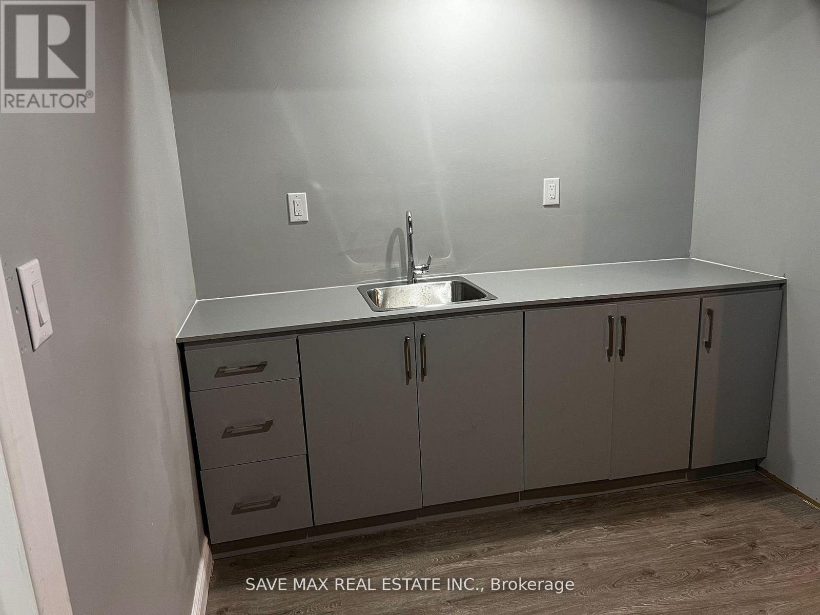 (Basement) - 27 Haverstock Crescent, Brampton, Ontario  L7A 4E1 - Photo 7 - W12585054