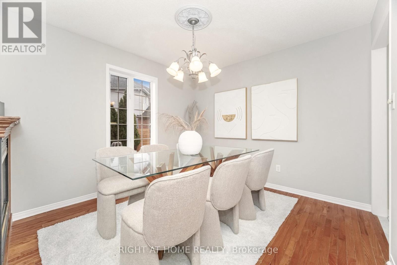 1150 Davis Lane, Milton, Ontario  L9T 5R2 - Photo 10 - W12585152