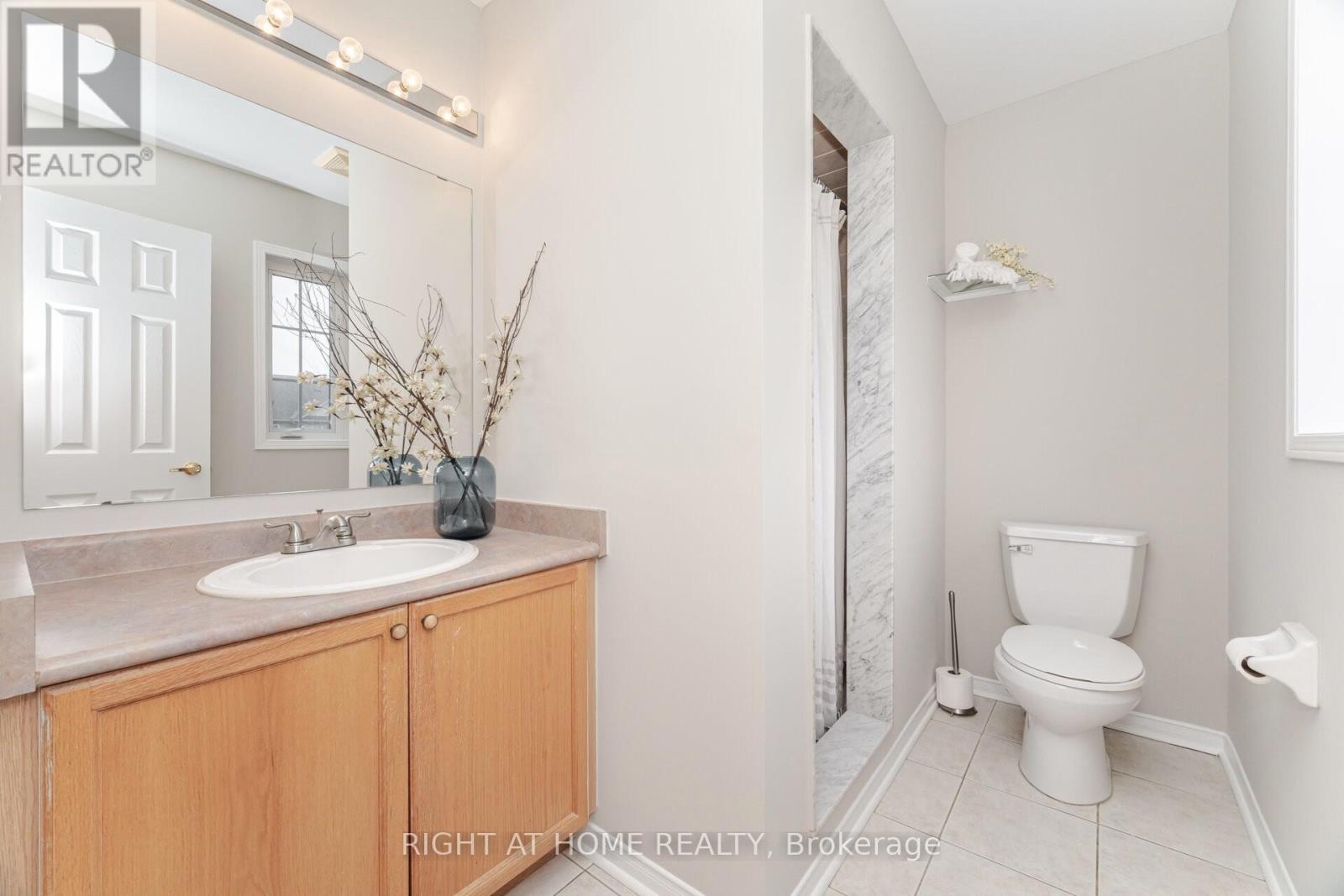 1150 Davis Lane, Milton, Ontario  L9T 5R2 - Photo 23 - W12585152