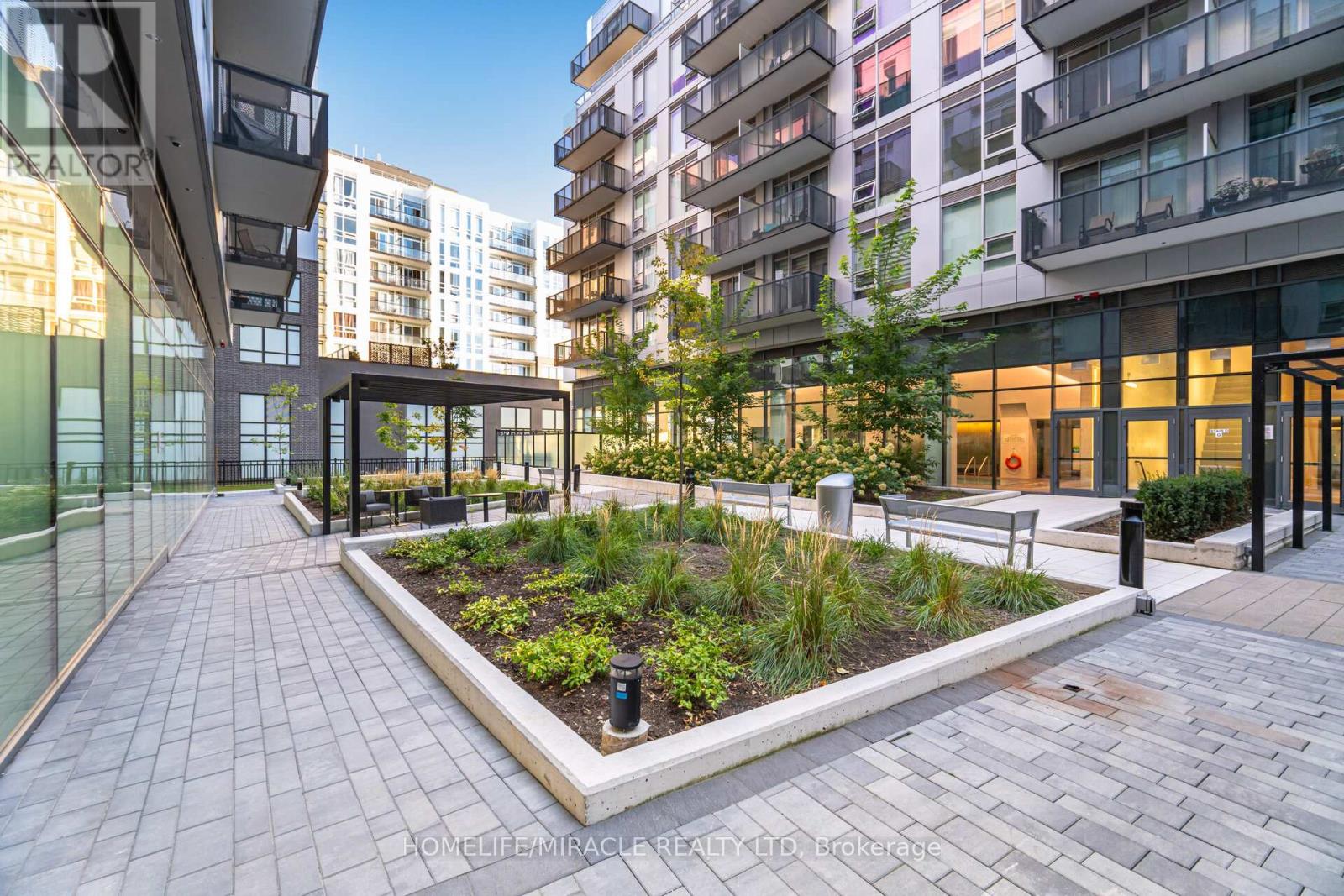 351 - 2450 Old Bronte Road, Oakville, Ontario  L6M 5P6 - Photo 37 - W12585156