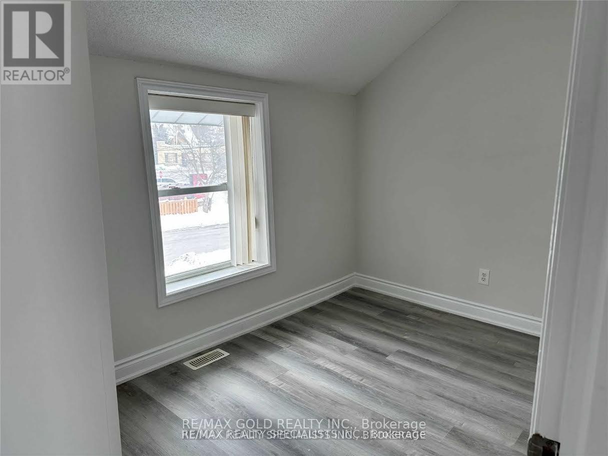 15958 Airport Road, Caledon, Ontario  L7C 1K5 - Photo 4 - W12325250