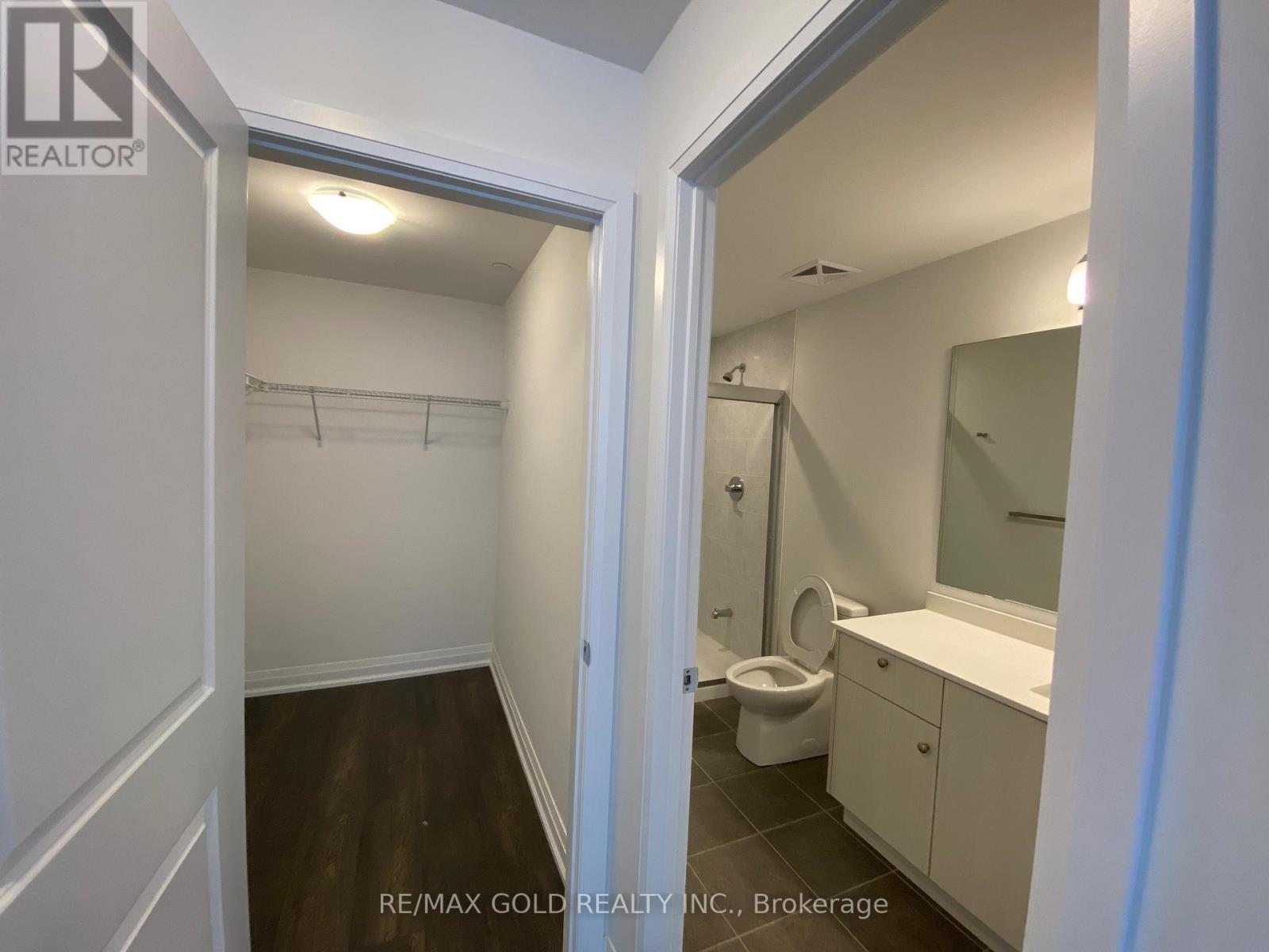 247 - 75 Attmar Drive, Brampton, Ontario  L6P 0Y6 - Photo 15 - W12305468