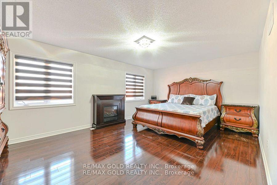 9 Natronia Trail, Brampton, Ontario  L6P 3N1 - Photo 22 - W12422555