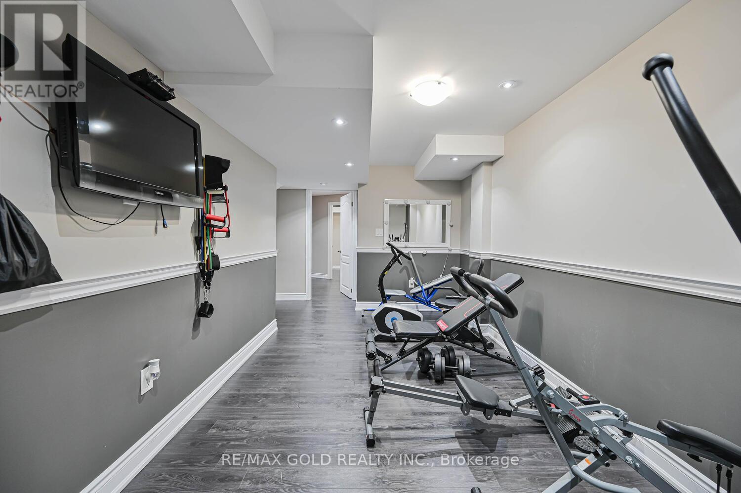 9 Natronia Trail, Brampton, Ontario  L6P 3N1 - Photo 45 - W12422555