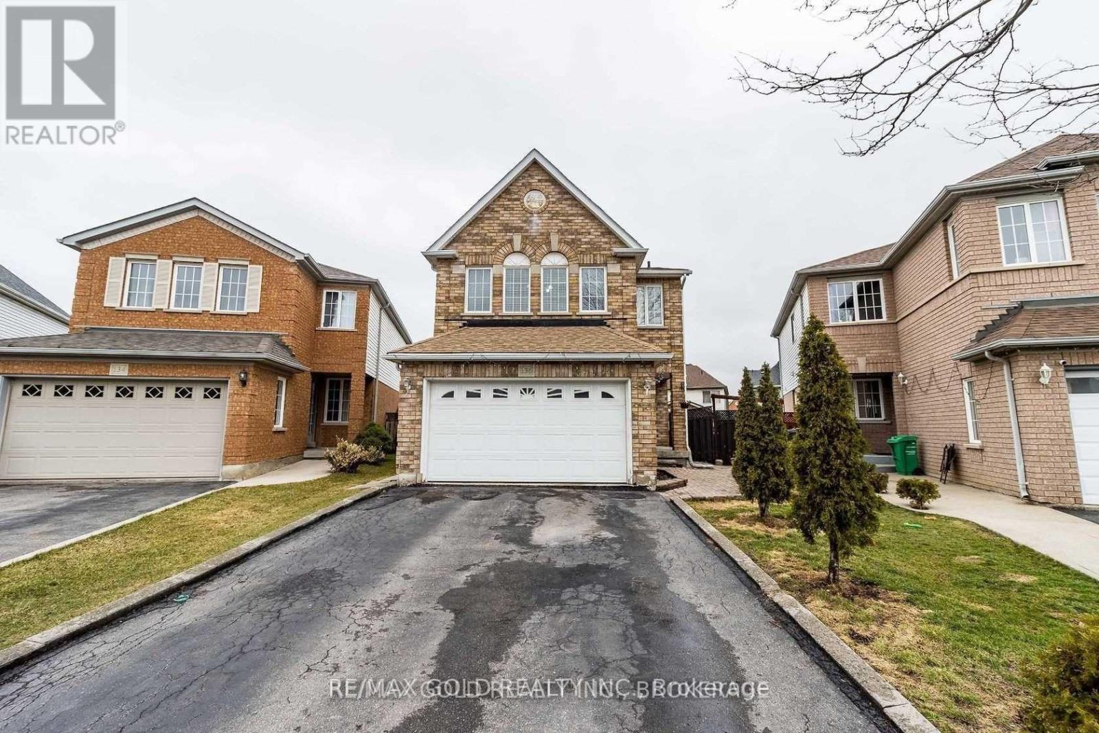 136 BUNCHBERRY WAY, Brampton, Ontario
