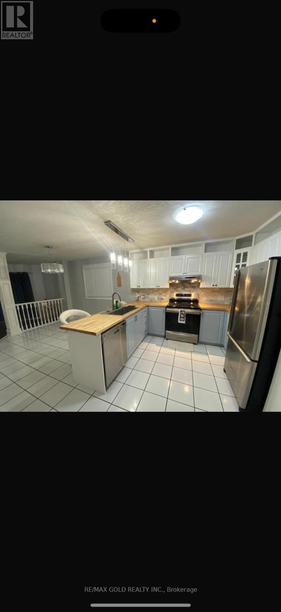 28 Gregg Court, Kitchener, Ontario  N2A 4B9 - Photo 6 - X12369286