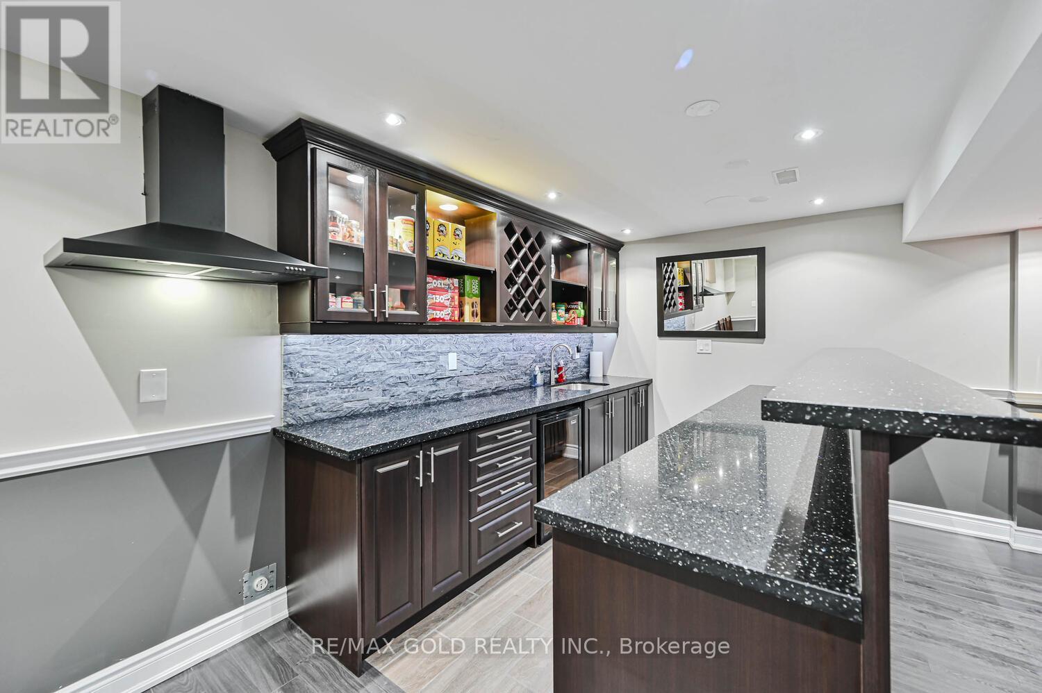 9 Natronia Trail, Brampton, Ontario  L6P 3N1 - Photo 39 - W12422555