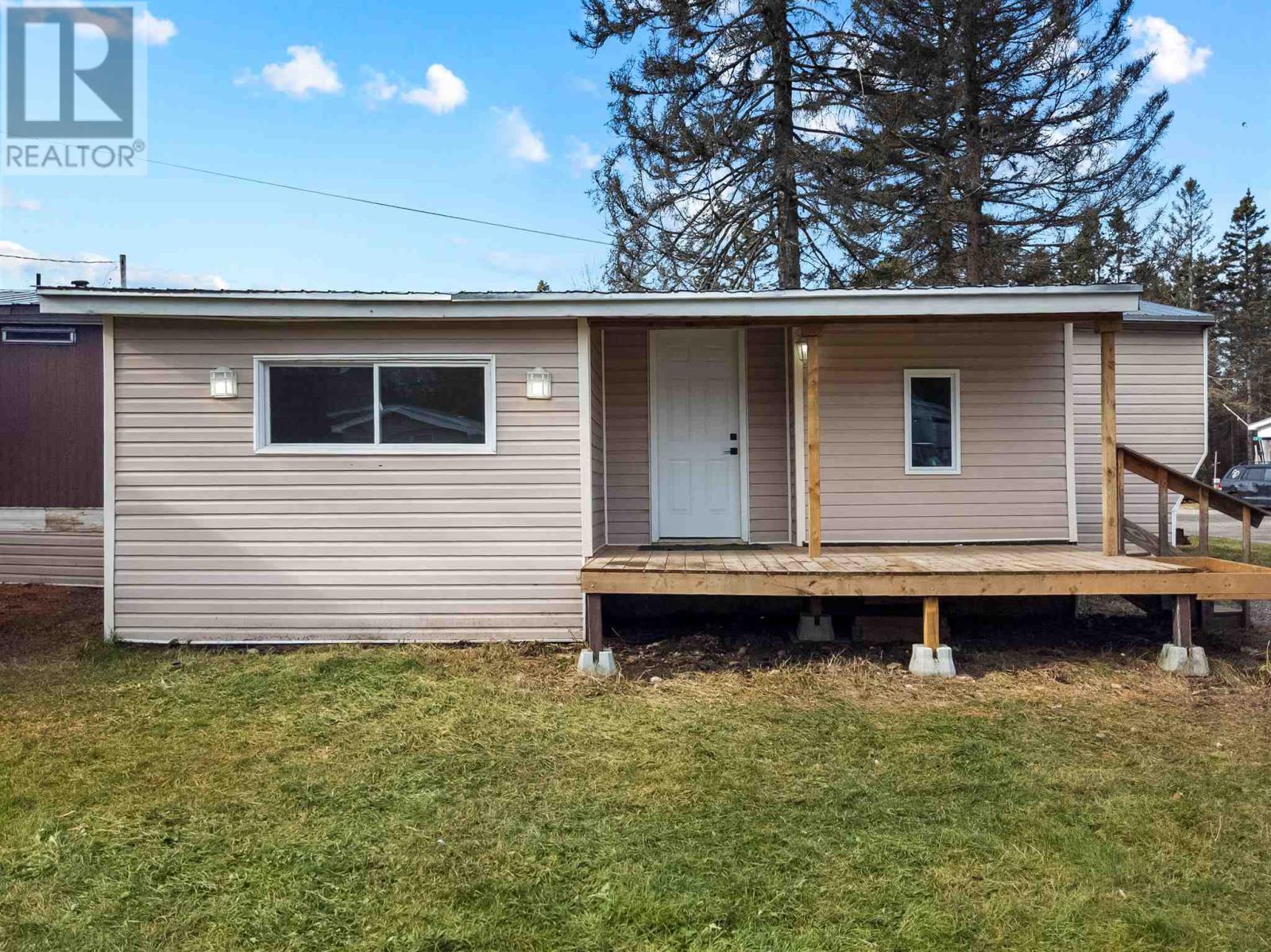 1 Cedar Ct, Heyden, Ontario  P6A 5K7 - Photo 2 - SM253232